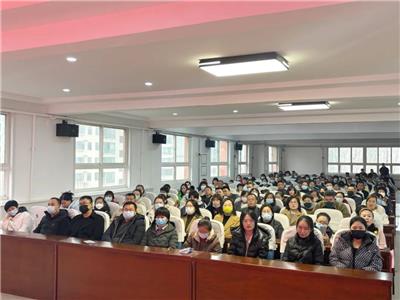 家校共育谱新篇，潜心共育待花开——淄博衡中艺术学校召开期中家长会