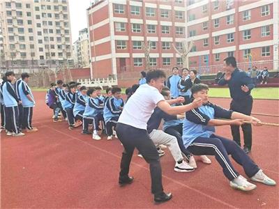 凝“绳”聚力，“燃”我青春｜淄博衡中艺术学校举行拔河比赛