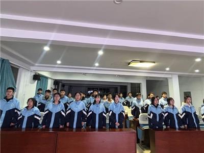 莘莘学子梦 暖暖资助情｜淄博衡中艺术学校举行2024年秋季国家助学金发放仪式