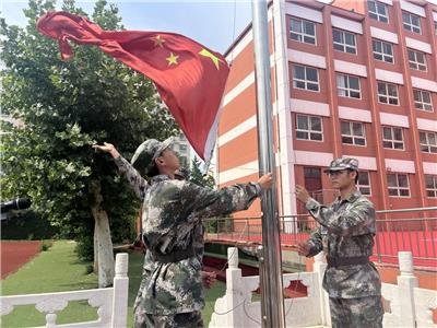 备战期末，点亮未来 | 淄博衡中艺术学校迎战期末主题升旗仪式